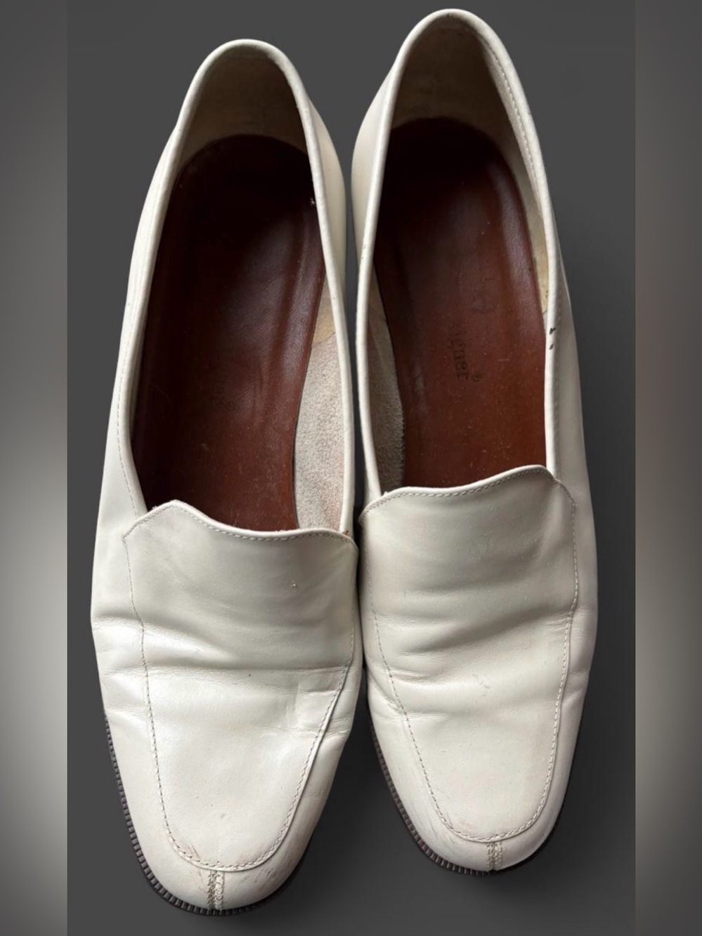 Vintage Entienne Aigner Classic Women’s Cream Leather Slip-On Loafer Size 8